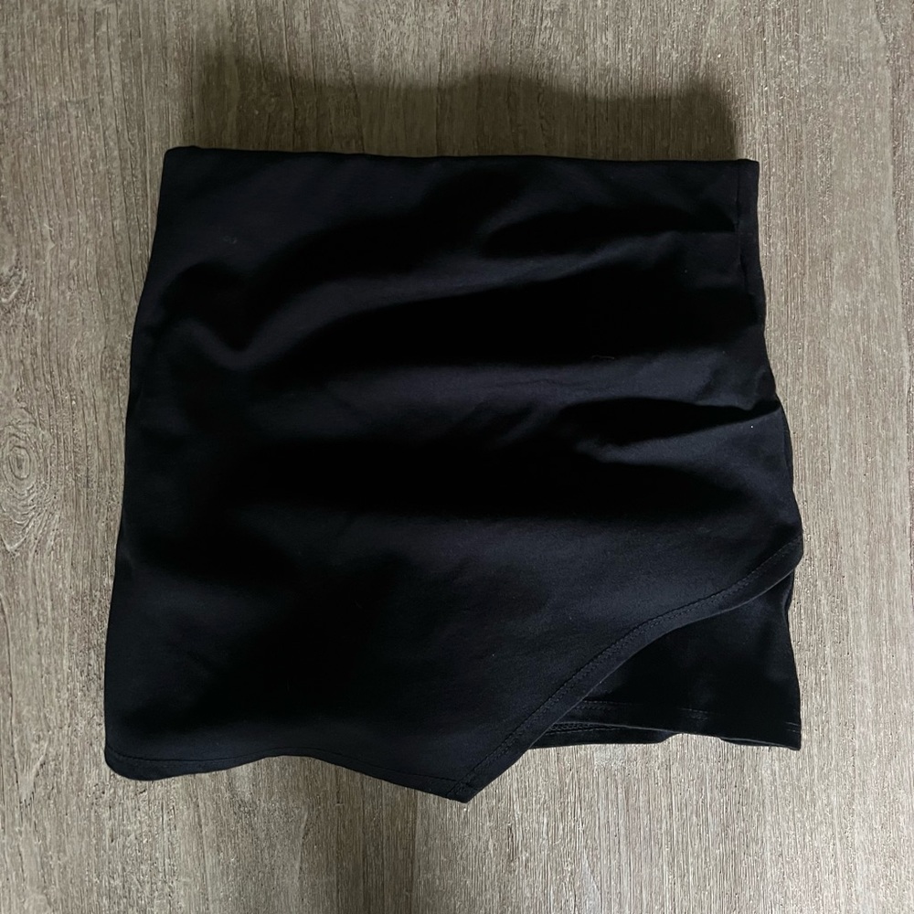 Windsor Black Mini Skort